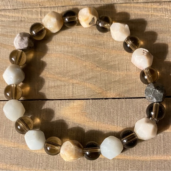 B32 ❤️ 7.25" Amazonite & Smokey Quartz Handmade Gemstone Crystal Stone Bracelet - Picture 3 of 4